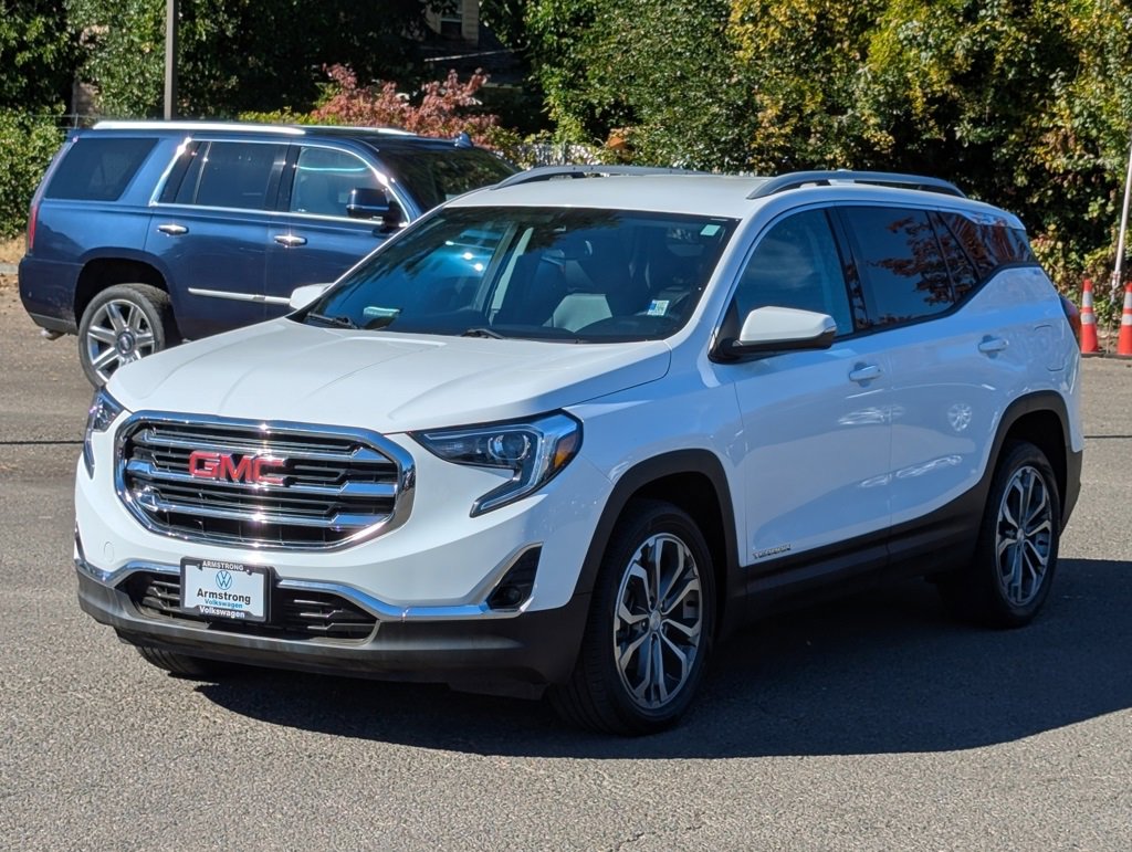 Used 2021 GMC Terrain SLT image 9