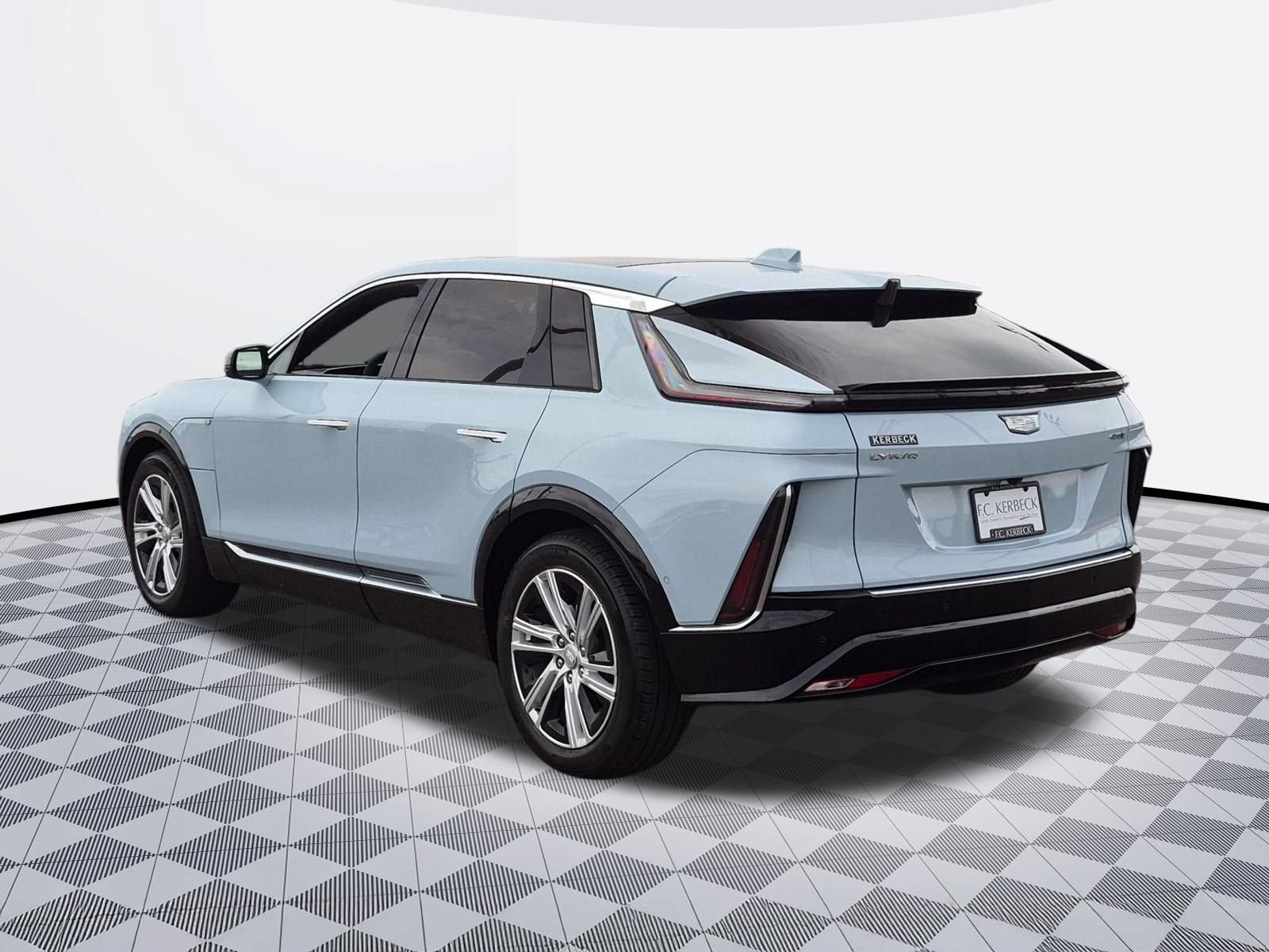 Certified 2024 Cadillac Lyriq Tech w/ Driver Assist Package RWD image 5