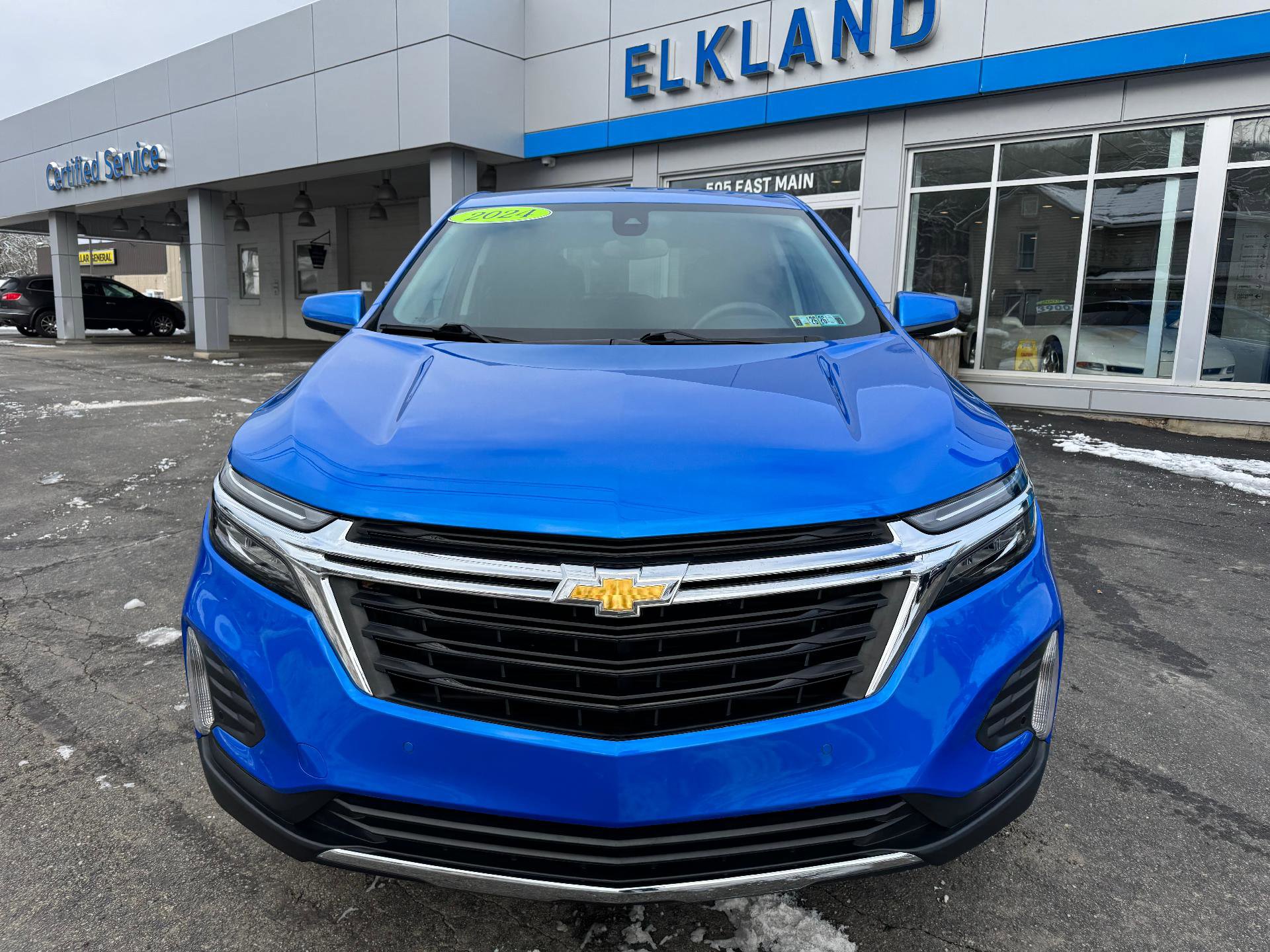Used 2024 Chevrolet Equinox LT image 3