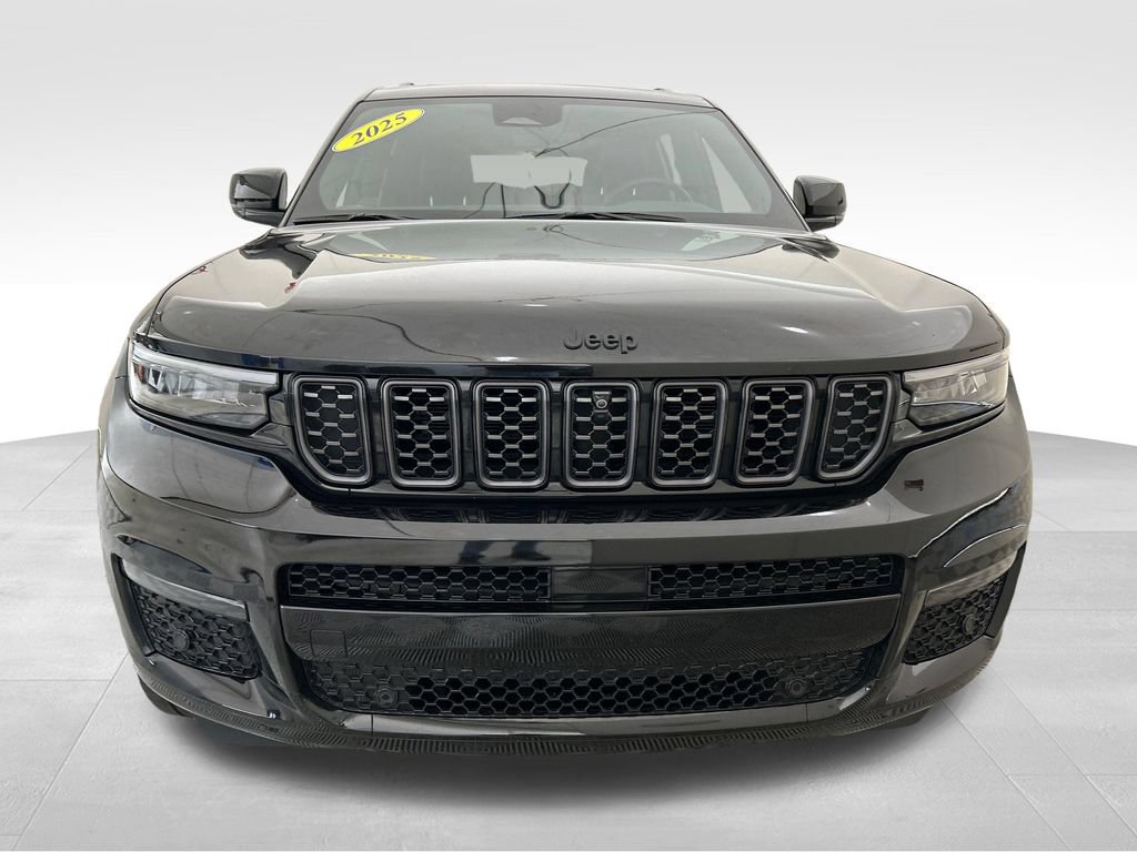 Used 2025 Jeep Grand Cherokee L Summit AWD/4WD image 9