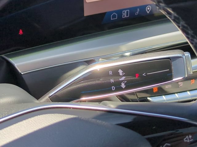 Certified 2024 Cadillac Lyriq Luxury RWD image 15