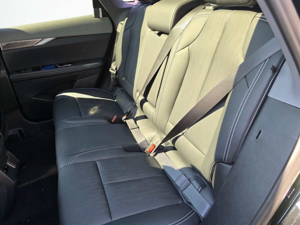 New 2026 Cadillac Optiq Luxury 2 AWD/4WD image 28
