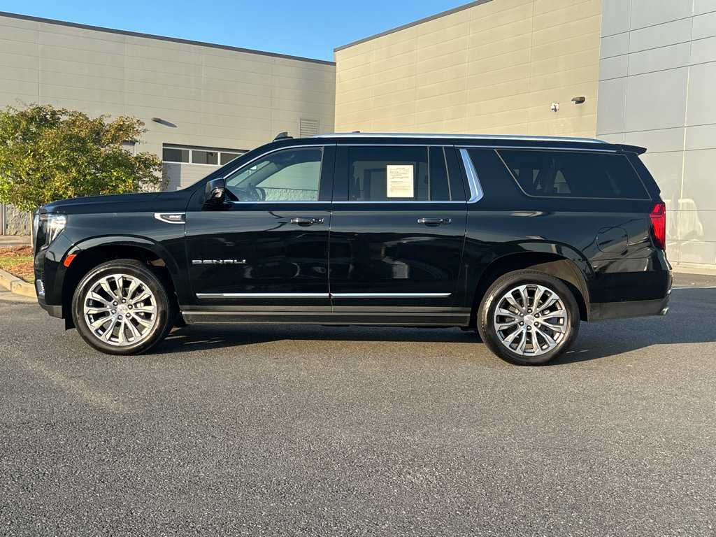 Used 2024 GMC Yukon XL Denali RWD image 4