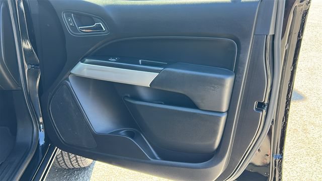 Used 2018 Chevrolet Colorado LT AWD/4WD image 10