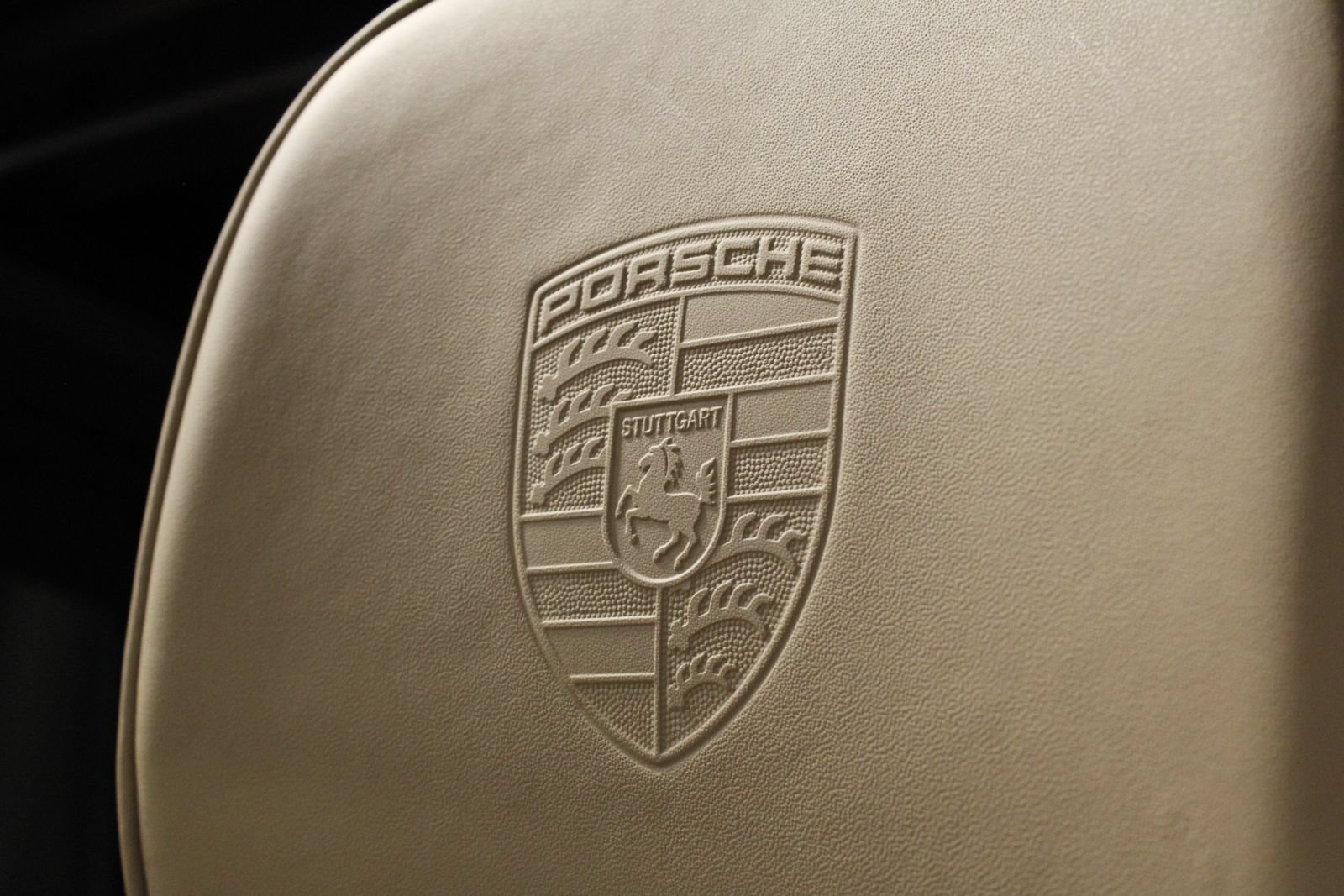 Certified 2026 Porsche Macan AWD/4WD image 14