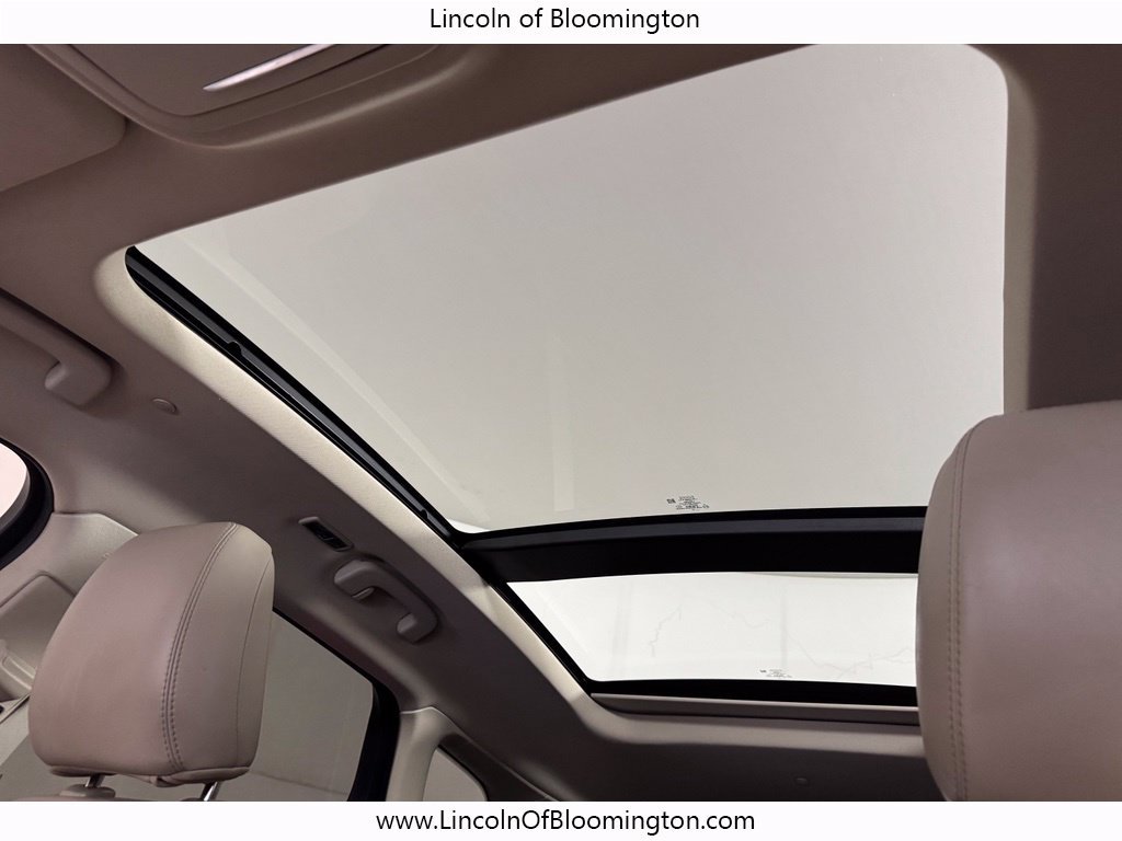 Certified 2022 Lincoln Corsair AWD w/ Premium Package image 23