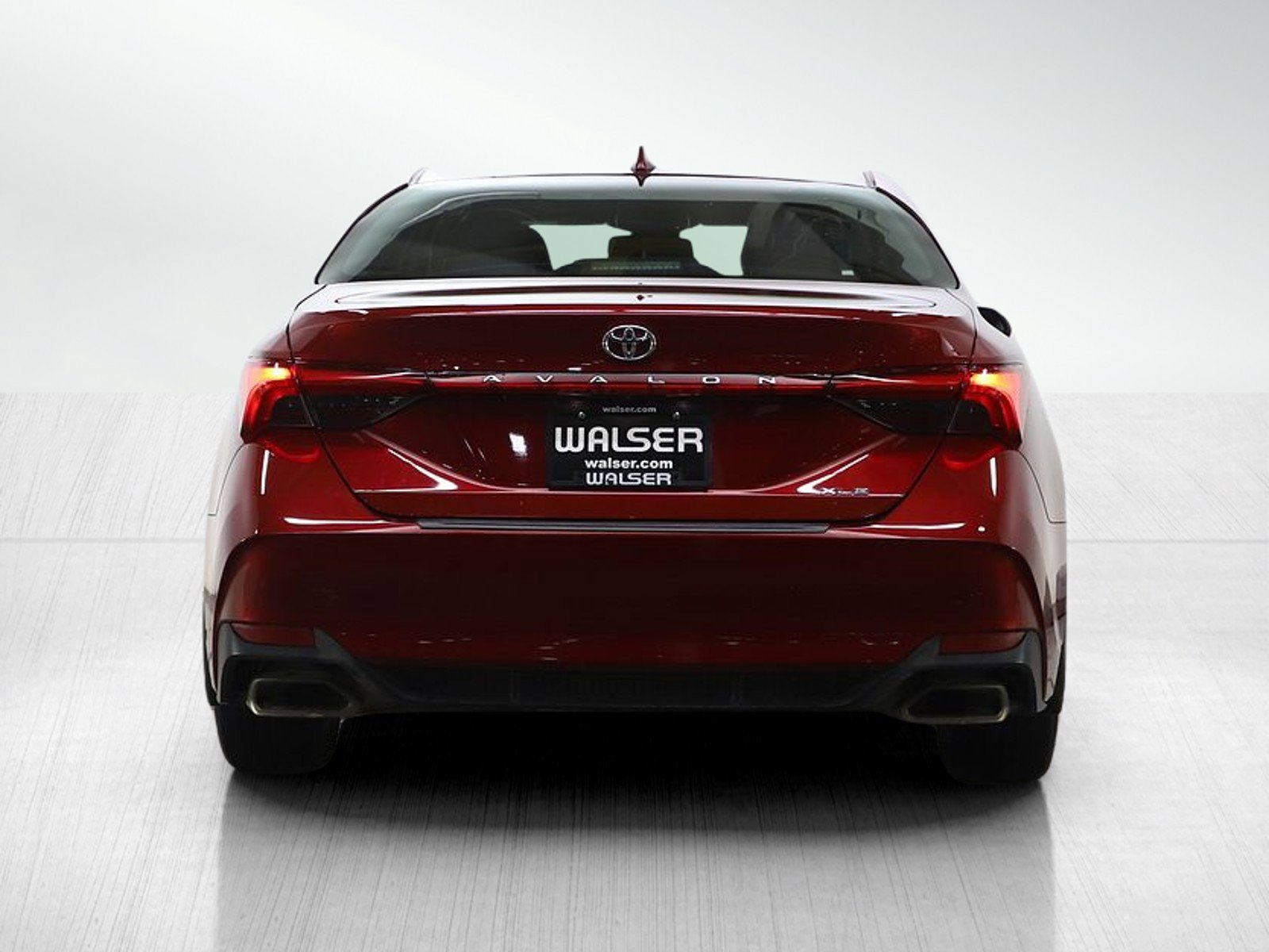 Used 2020 Toyota Avalon XLE FWD image 5