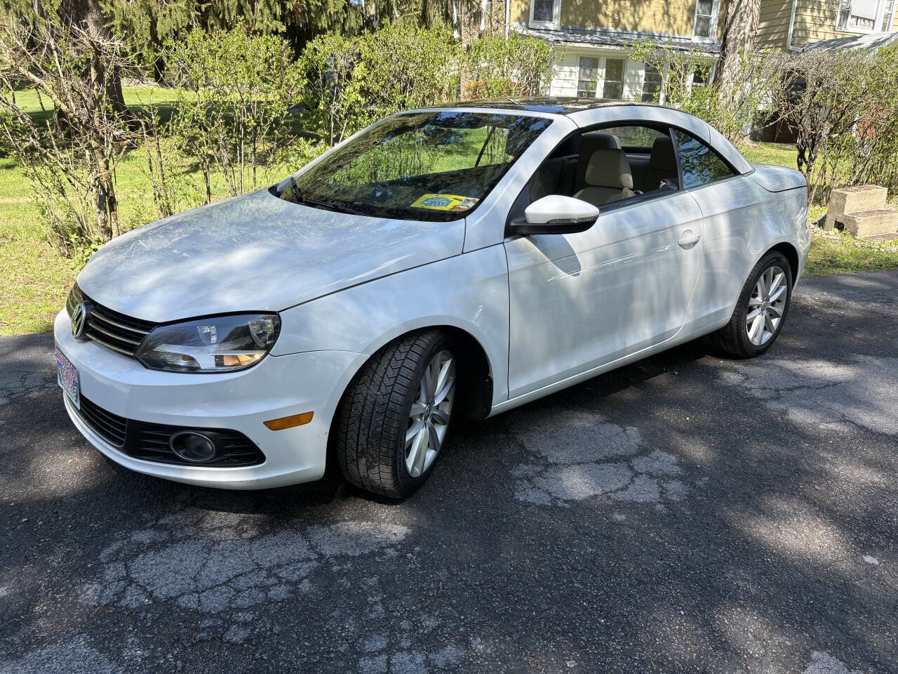 Used 2012 Volkswagen Eos Komfort FWD image 4