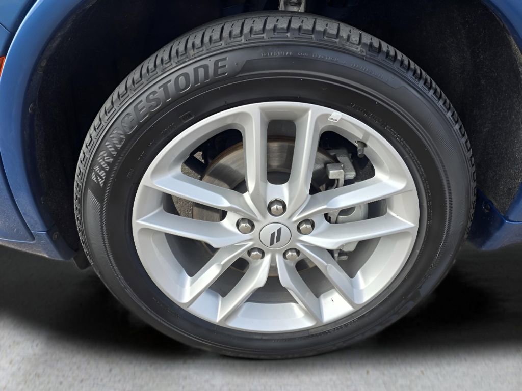 Used 2025 Dodge Durango GT image 9