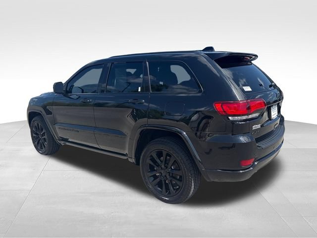 Used 2021 Jeep Grand Cherokee Laredo X AWD/4WD video 3