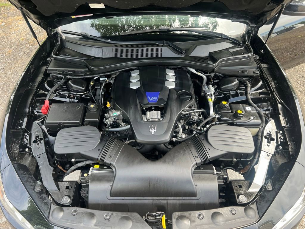 Used 2017 Maserati Ghibli S Q4 AWD/4WD image 30
