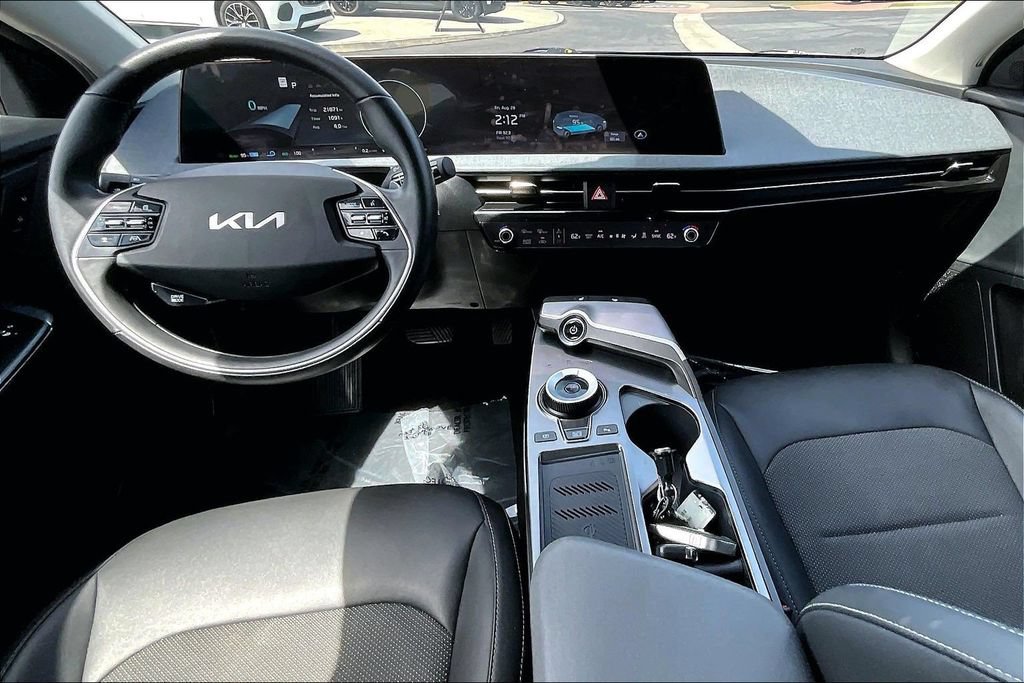 Used 2024 Kia EV6 Light RWD image 13