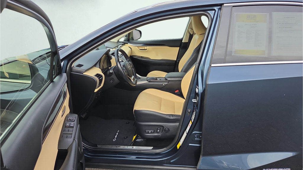 Used 2015 Lexus NX 300h AWD w/ Luxury Package image 38