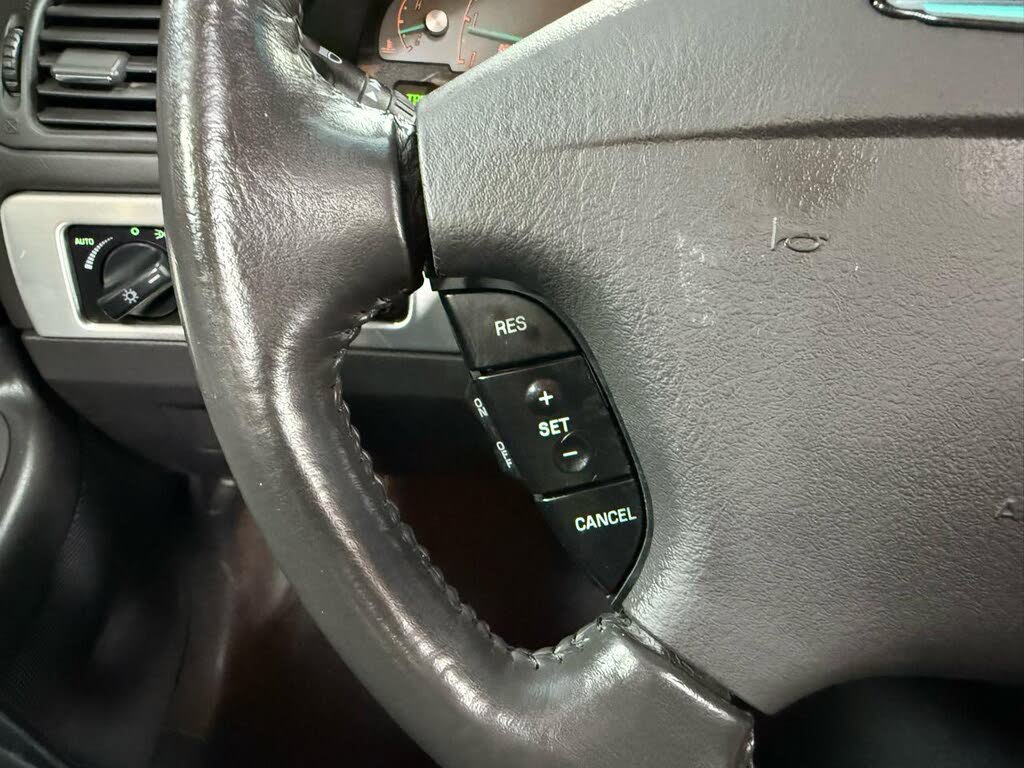 Used 2002 Ford Thunderbird RWD image 20
