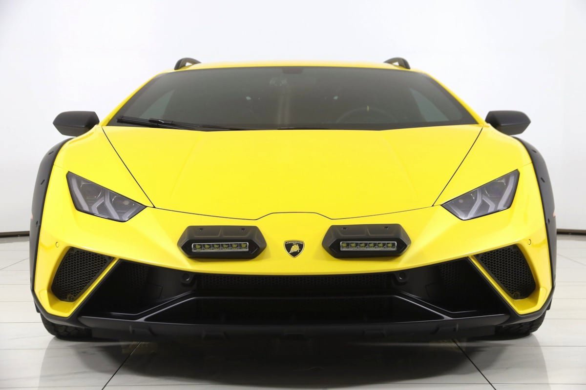 Used 2024 Lamborghini Huracan Sterrato image 93