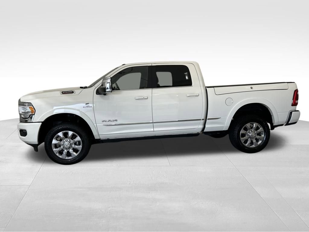 Used 2023 RAM 2500 Limited AWD/4WD image 2