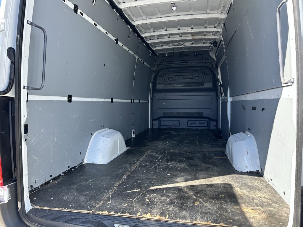 Used 2023 Mercedes-Benz Sprinter 2500 image 8