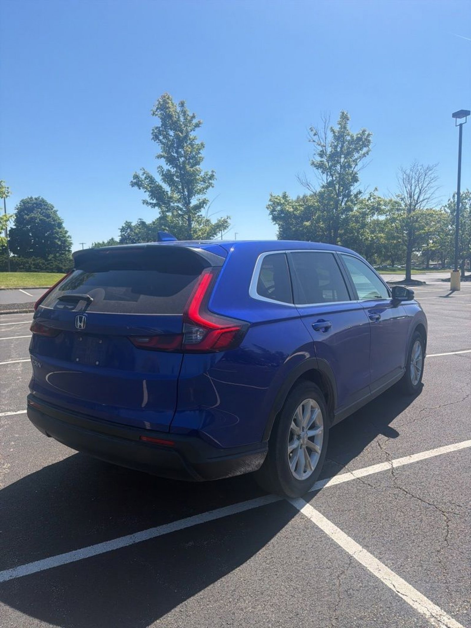 Used 2023 Honda CR-V EX image 6