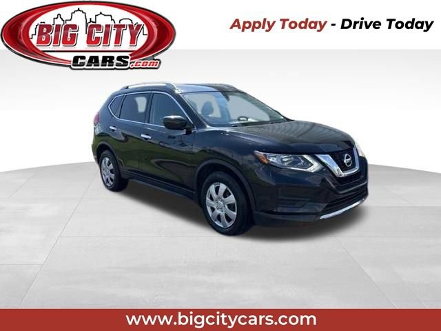Used 2017 Nissan Rogue S w/ S Appearance Package