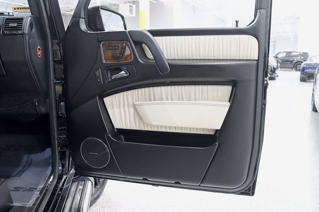 Used 2015 Mercedes-Benz G 63 AMG 4MATIC image 34