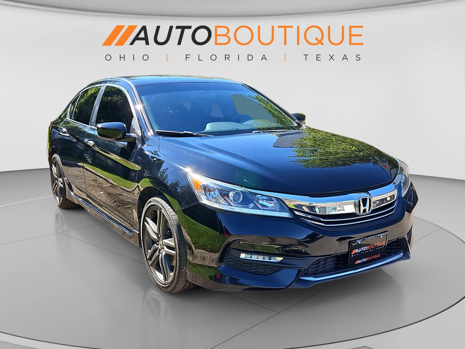 Used 2017 Honda Accord Sport image 7