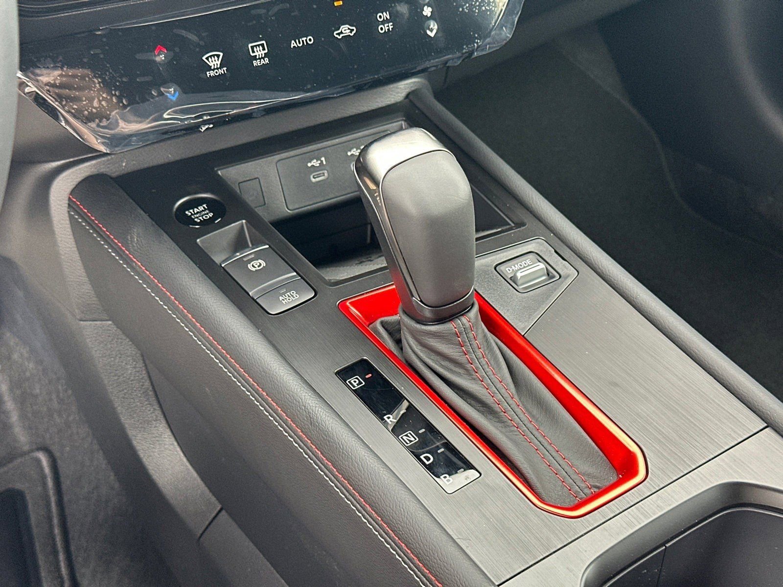 New 2026 Nissan Kicks SR image 30