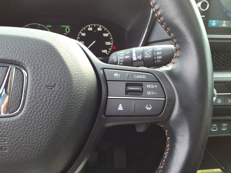Used 2025 Honda CR-V Sport-L image 31