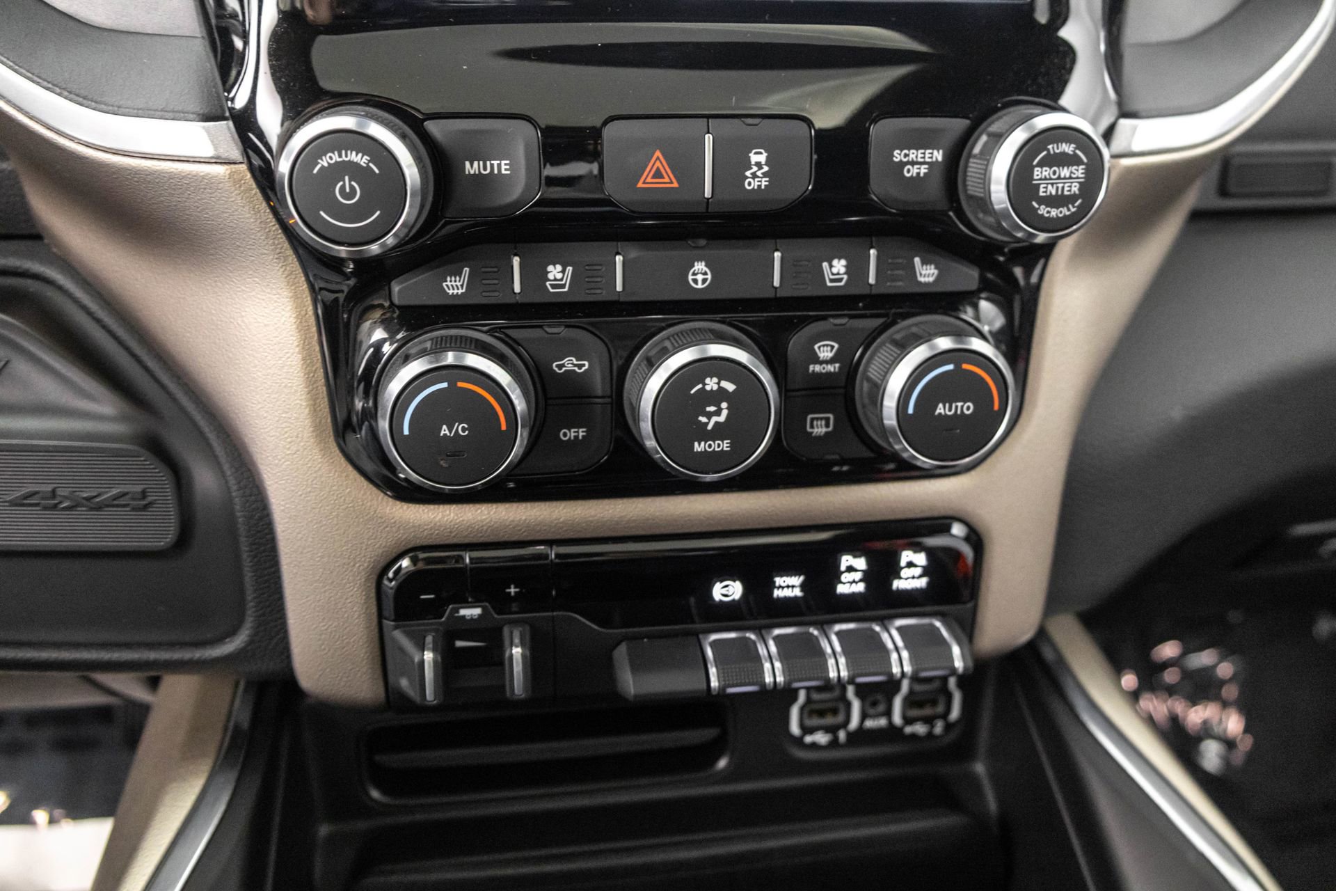 Used 2020 RAM 2500 Laramie AWD/4WD image 29
