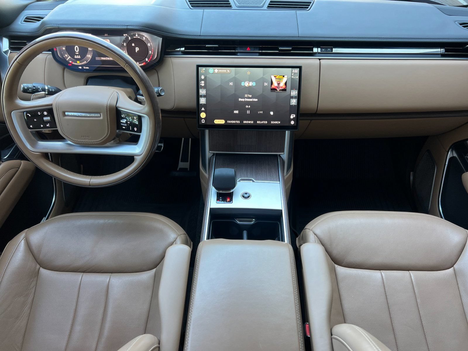 Used 2025 Land Rover Range Rover Long Wheelbase Autobiography AWD/4WD image 12