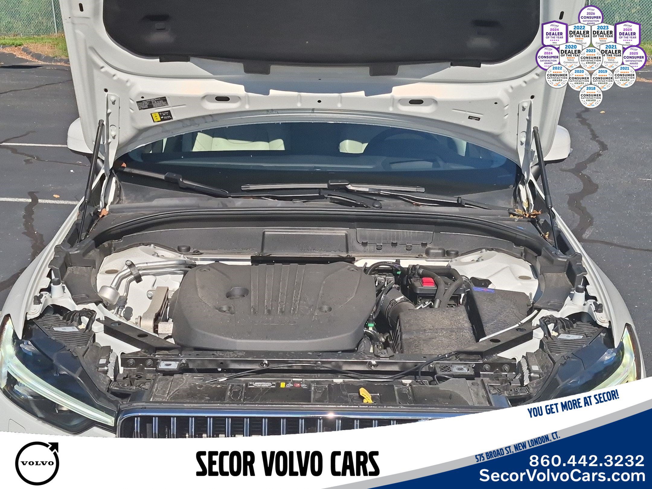 Used 2022 Volvo XC60 B5 Inscription w/ Advanced Package AWD/4WD image 24