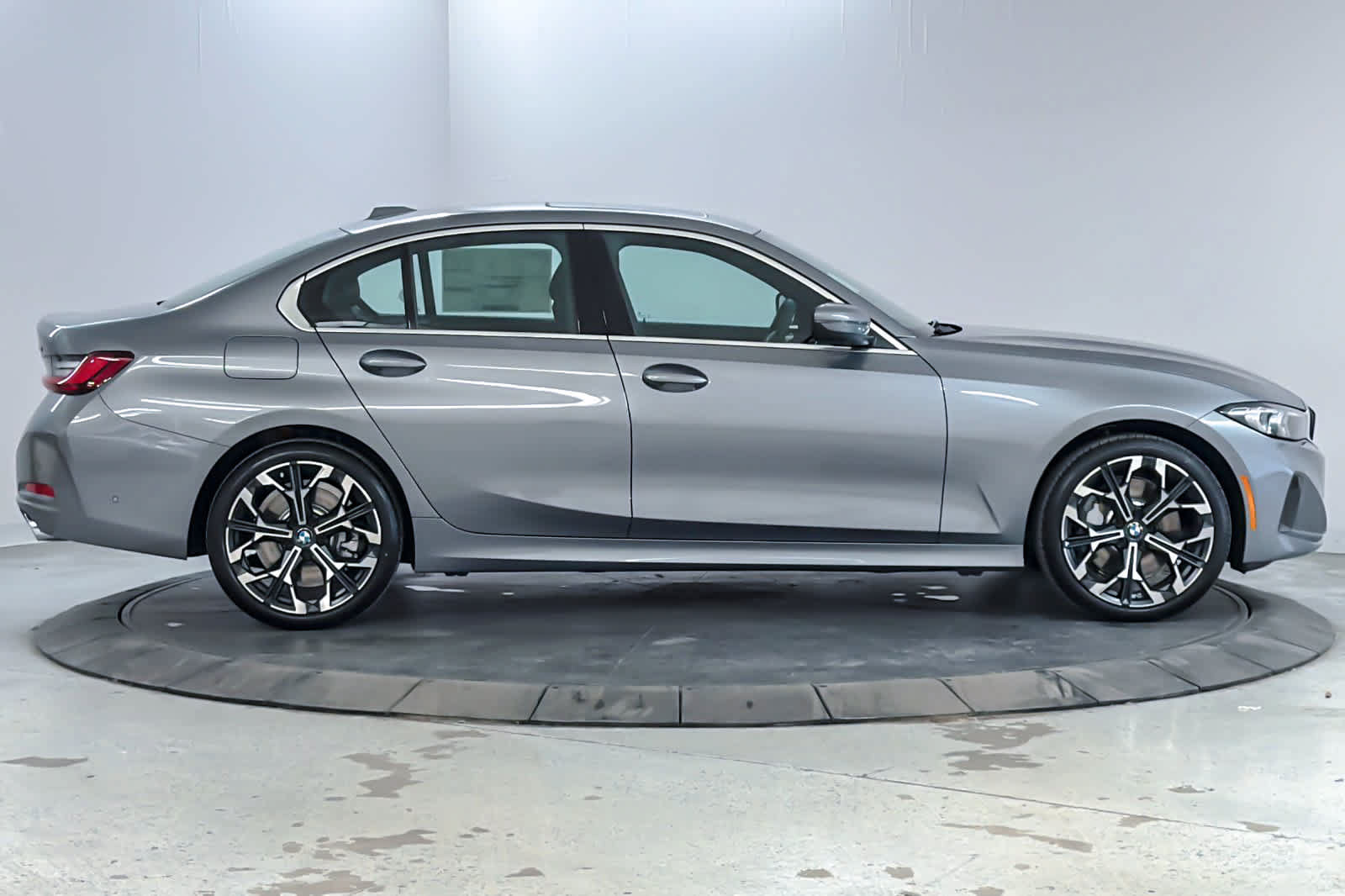 New 2026 BMW 330i xDrive Sedan w/ Premium Package AWD/4WD image 8