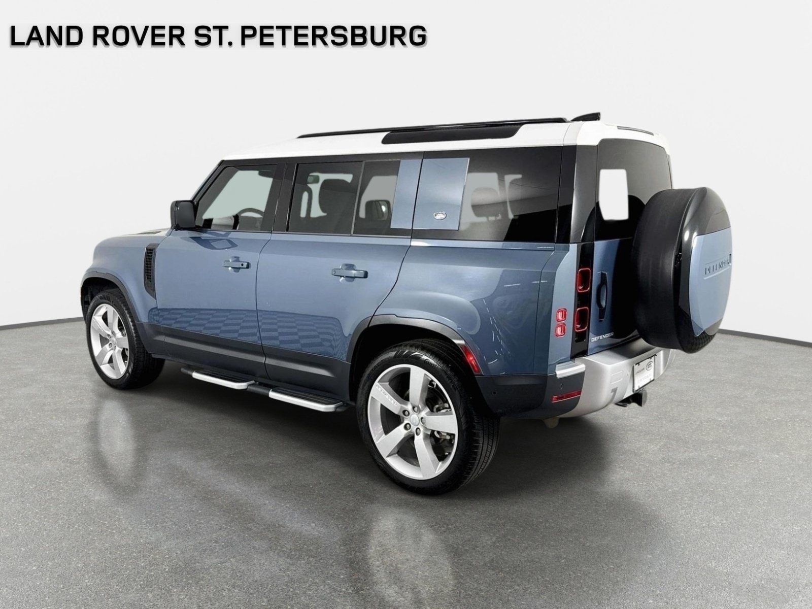 Used 2024 Land Rover Defender 110 S AWD/4WD image 7
