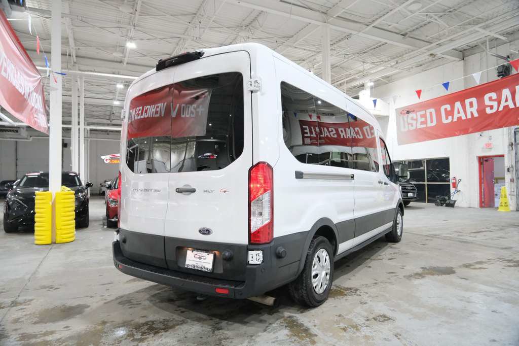 Used 2024 Ford Transit 350 XLT RWD image 11