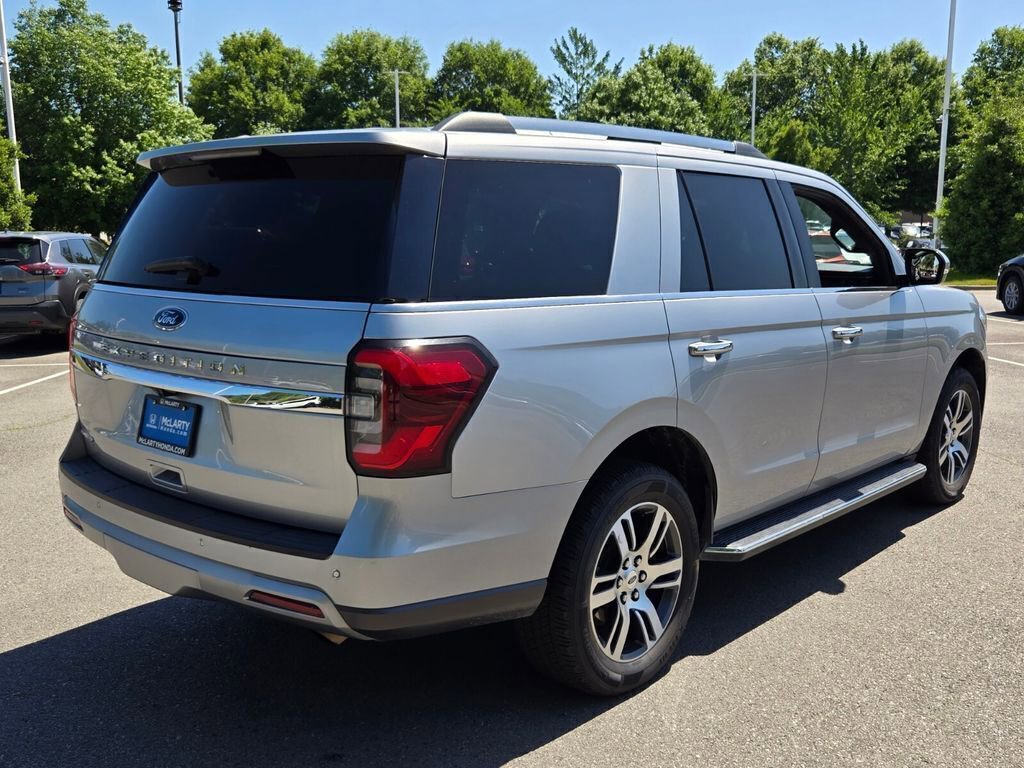 Used 2023 Ford Expedition Limited RWD image 5