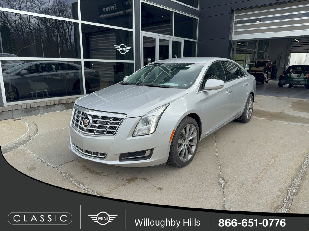 Used 2014 Cadillac XTS image 1