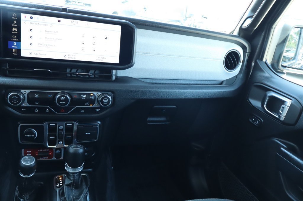 Used 2025 Jeep Wrangler Unlimited Sport AWD/4WD image 27