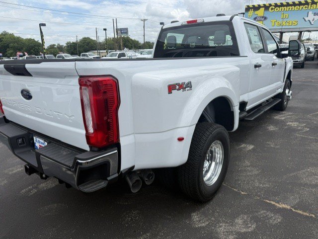 New 2026 Ford F350 XL w/ FX4 Off-Road Package AWD/4WD image 5