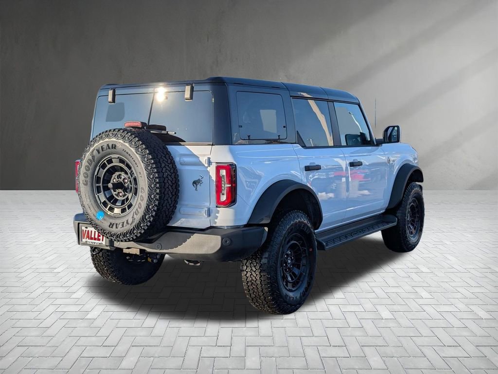 New 2026 Ford Bronco Outer Banks w/ Sasquatch Package image 9