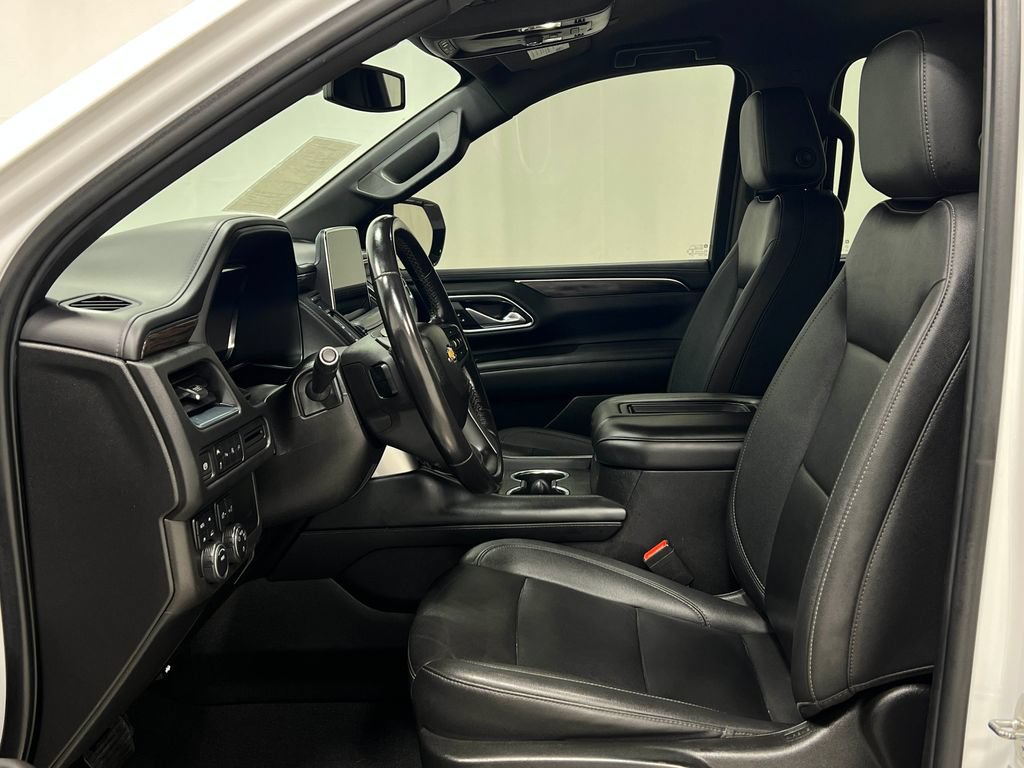 Used 2022 Chevrolet Suburban LT AWD/4WD image 12