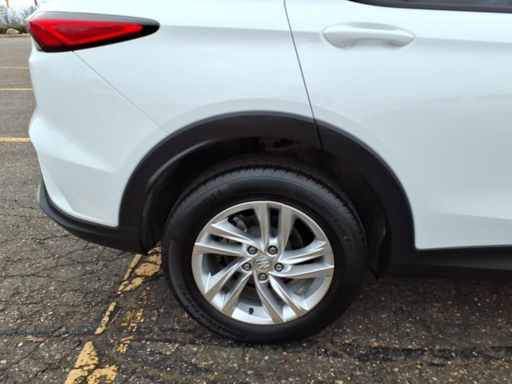 Certified 2025 Buick Envista Preferred w/ Convenience I Package FWD image 25