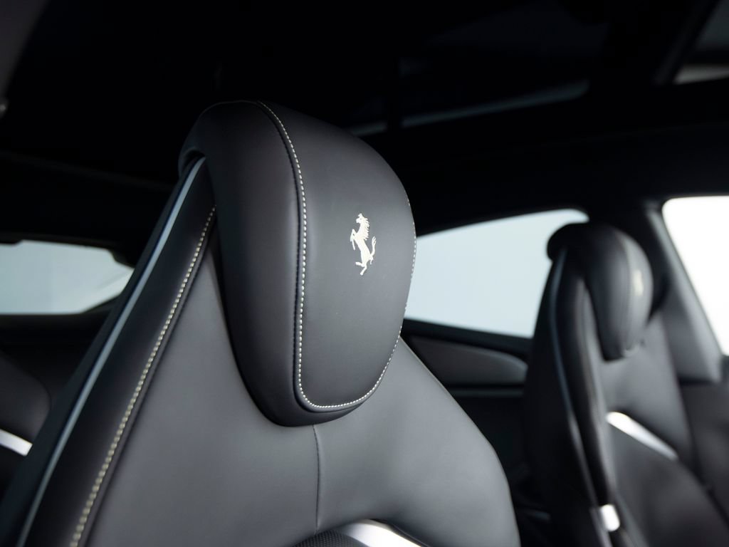 Used 2025 Ferrari Purosangue AWD/4WD image 41