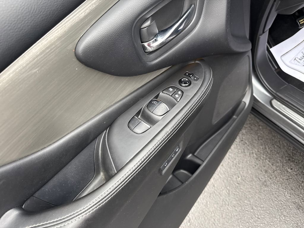 Used 2015 Nissan Murano SL w/ SL Technology Package image 14