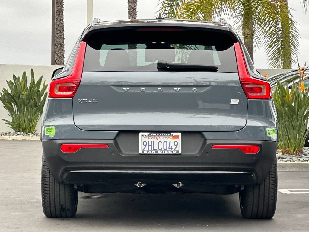 Certified 2023 Volvo XC40 Recharge Ultimate AWD/4WD image 4