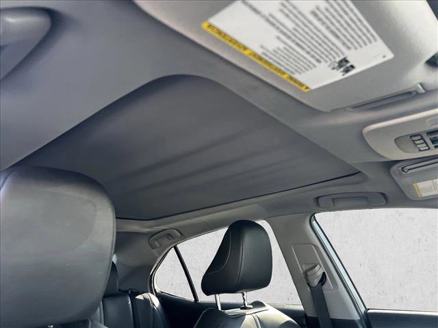 Used 2021 Toyota Camry XSE image 25