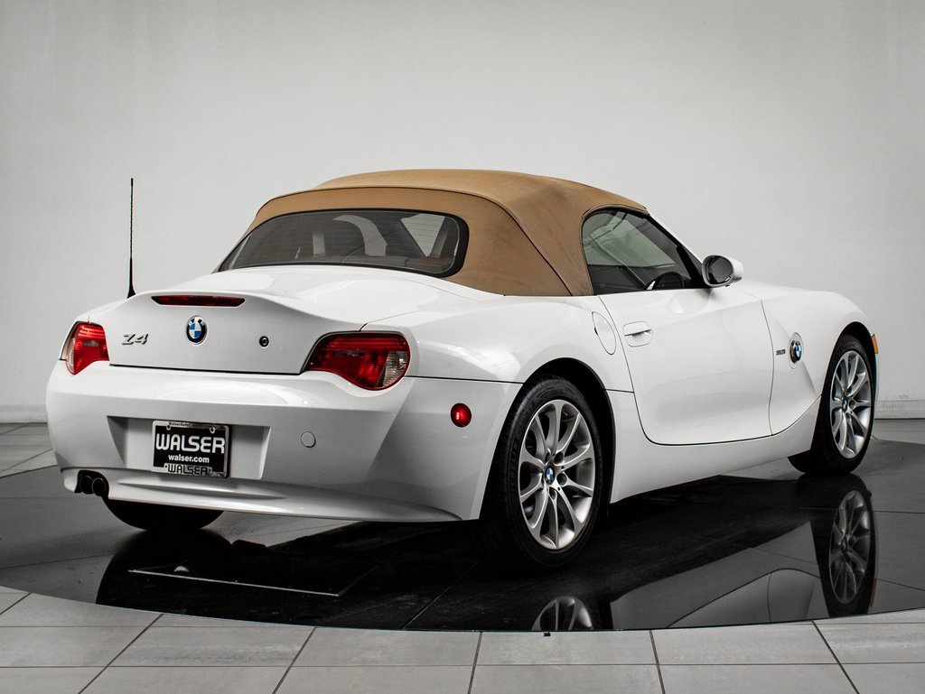 Used 2008 BMW Z4 3.0i image 11