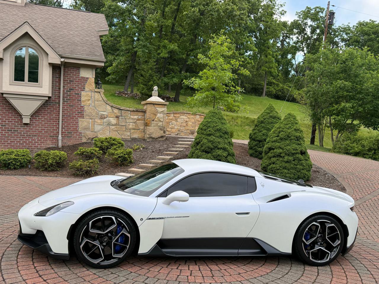 Used 2022 Maserati MC20 Coupe RWD image 14