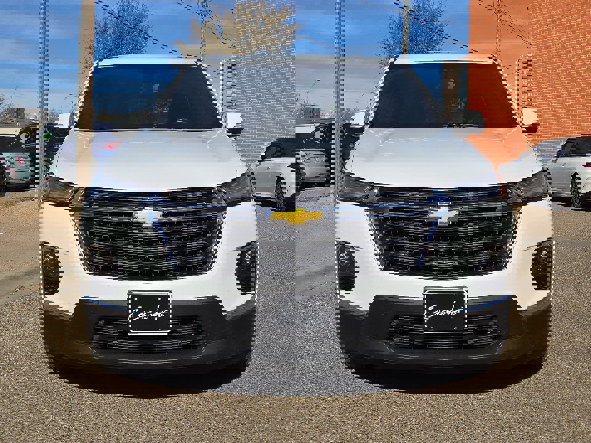 Used 2023 Chevrolet Traverse LT image 10