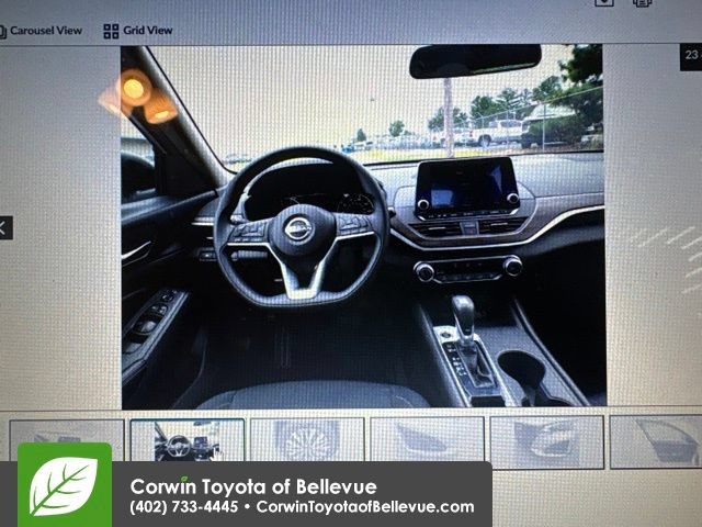 Used 2025 Nissan Altima 2.5 SV FWD image 21