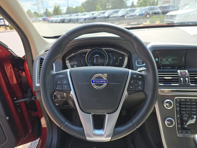 Used 2016 Volvo XC60 T5 Premier w/ Proximity Package FWD image 30