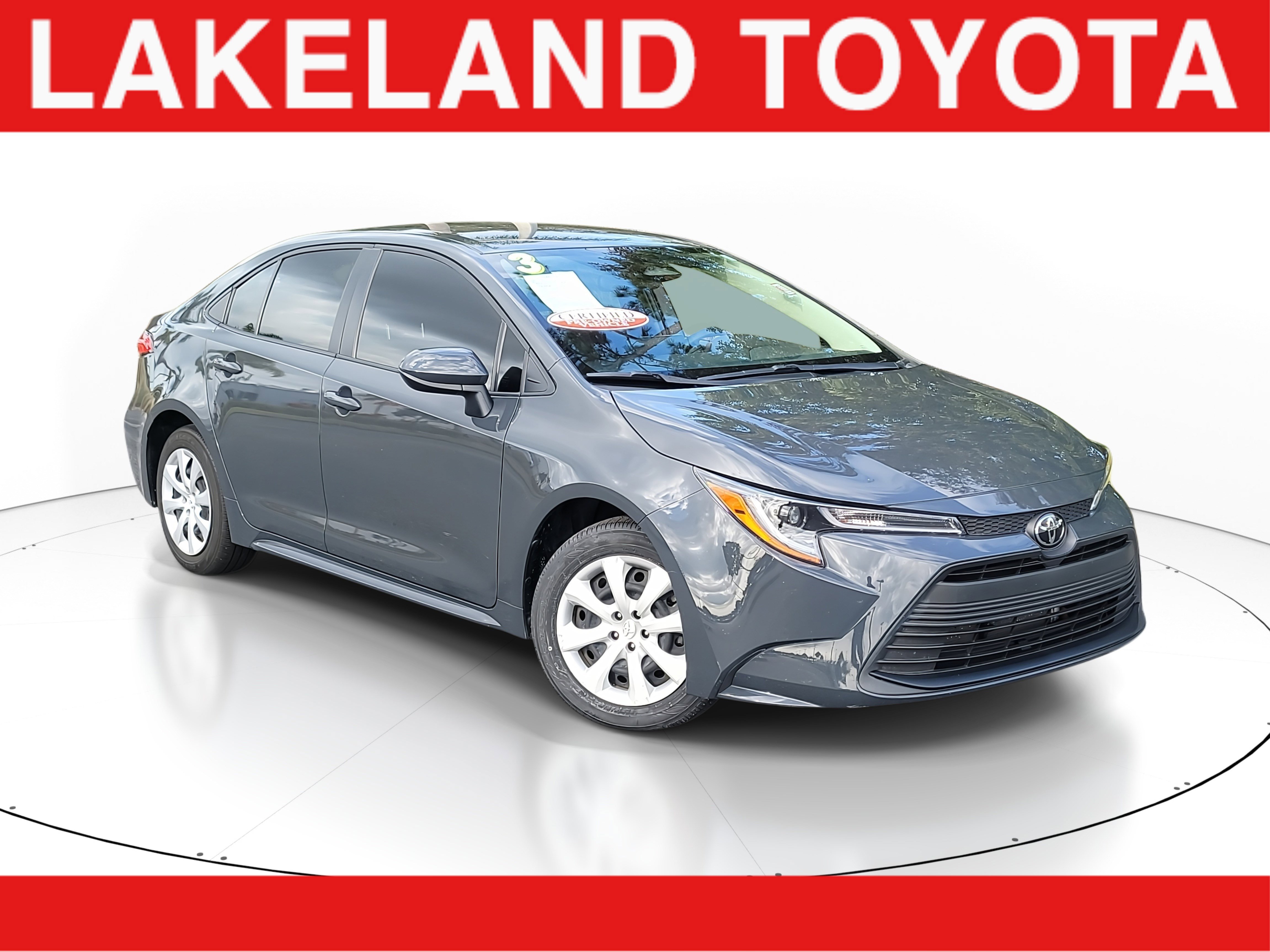 Certified 2023 Toyota Corolla LE image 1